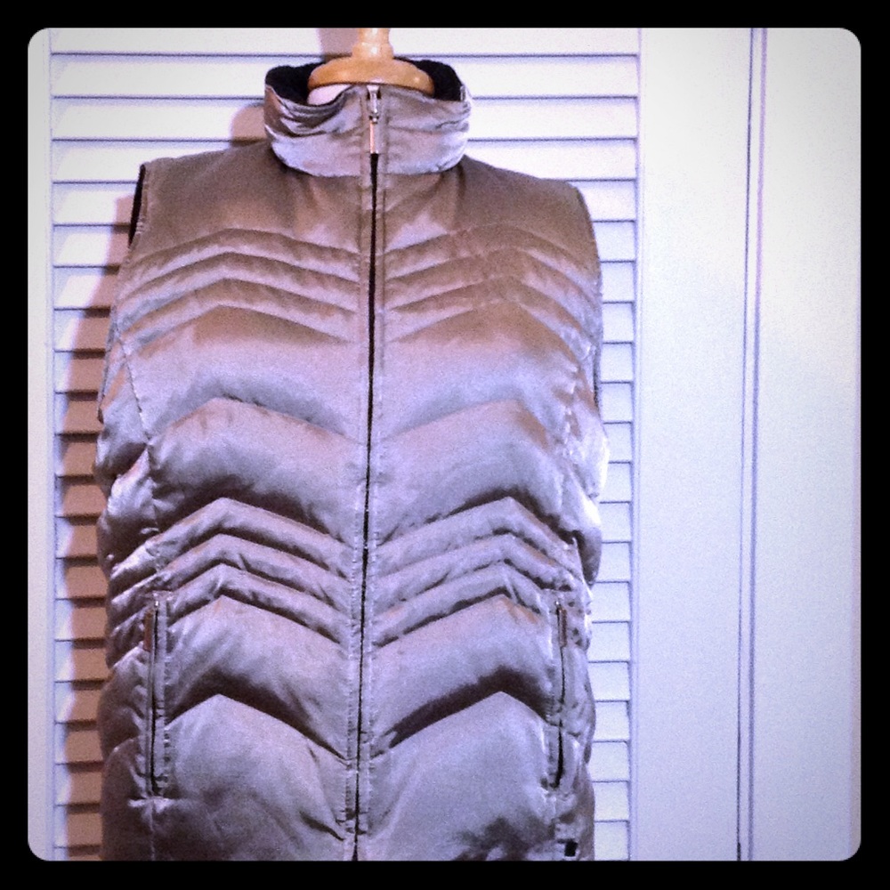 New York & Company Reversible Puffer Vest